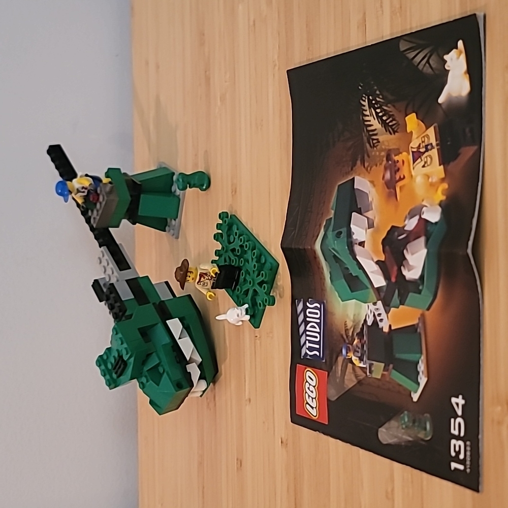 Lego Studios Jurassic Park "Spinosaurus Attack" 2001 complete w/instructions